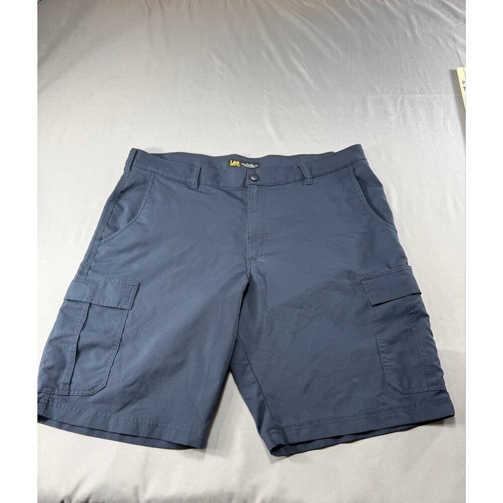 Lee Men’s Blue Cargo Shorts Utility Casual Outdoor Hiking Workwear Size  40
